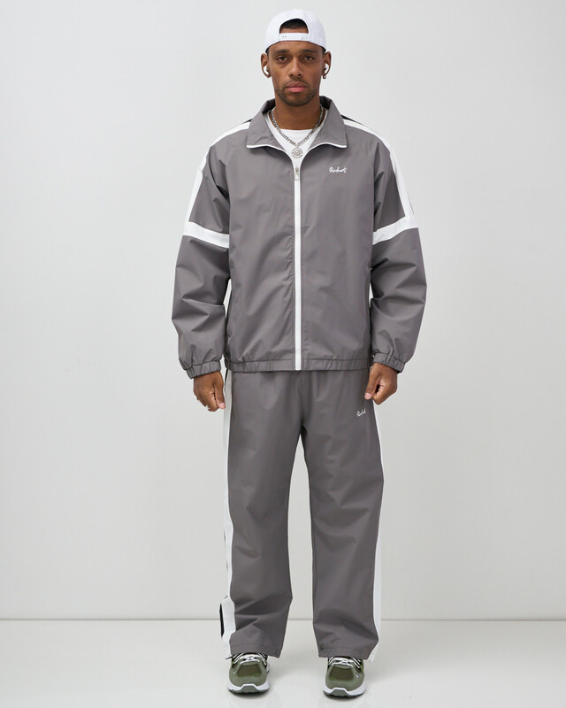 Спортивный костюм мужской весна-лето серого цвета 25736Sr