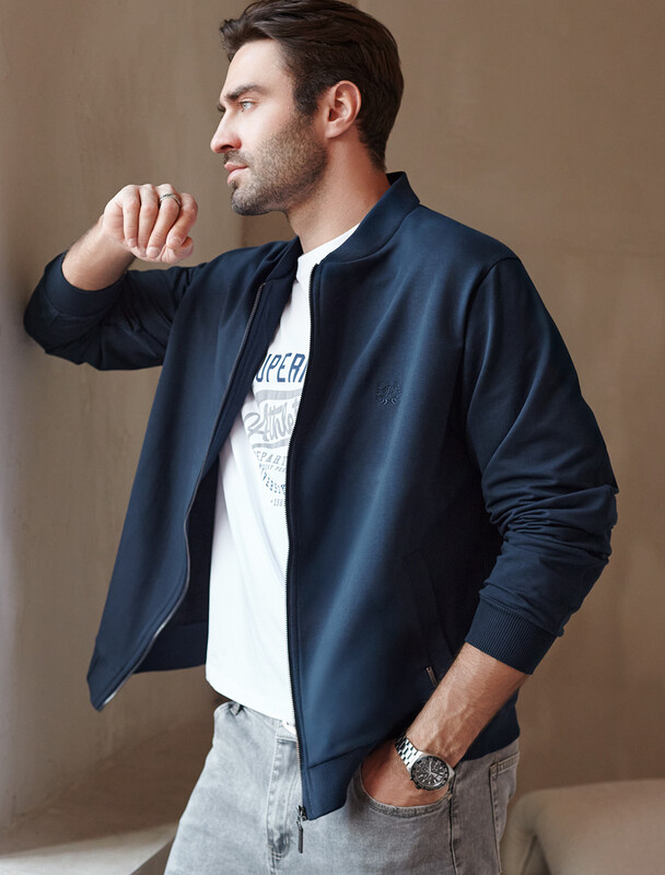 Бомбер из тонкого премиального футера с эластаном