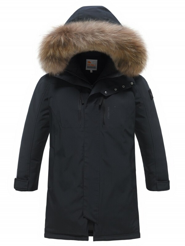 Парка зимняя мужская с капюшоном и мехом енот черного цвета 9537-1Ch