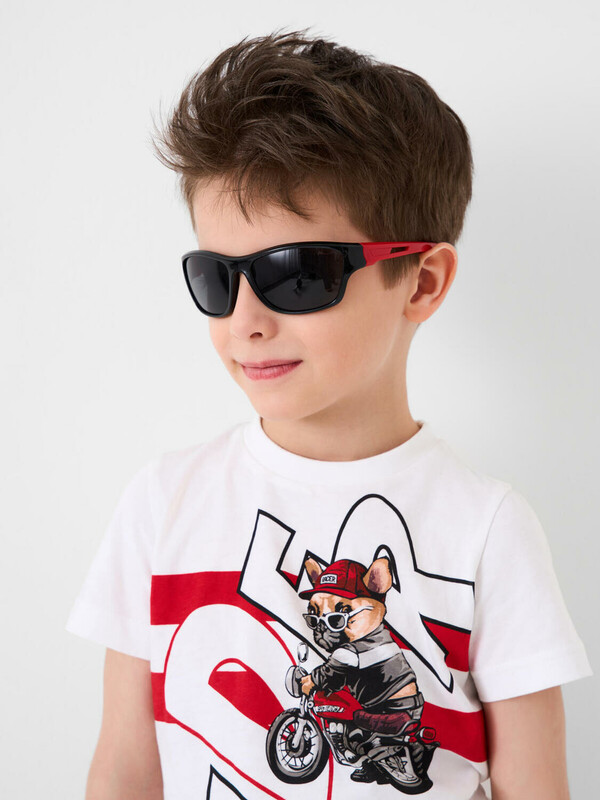 Солнцезащитные очки для детей