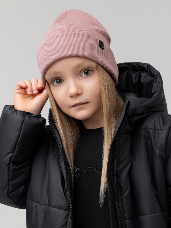 Шапка с отворотом в рубчик