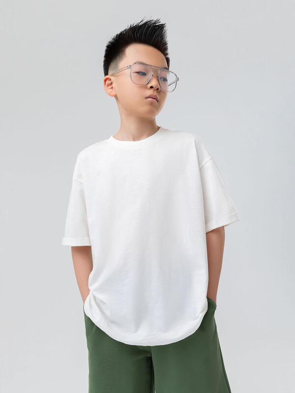 Футболка с заворотами