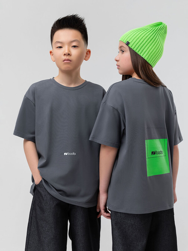 Футболка с принтом "квадрат"