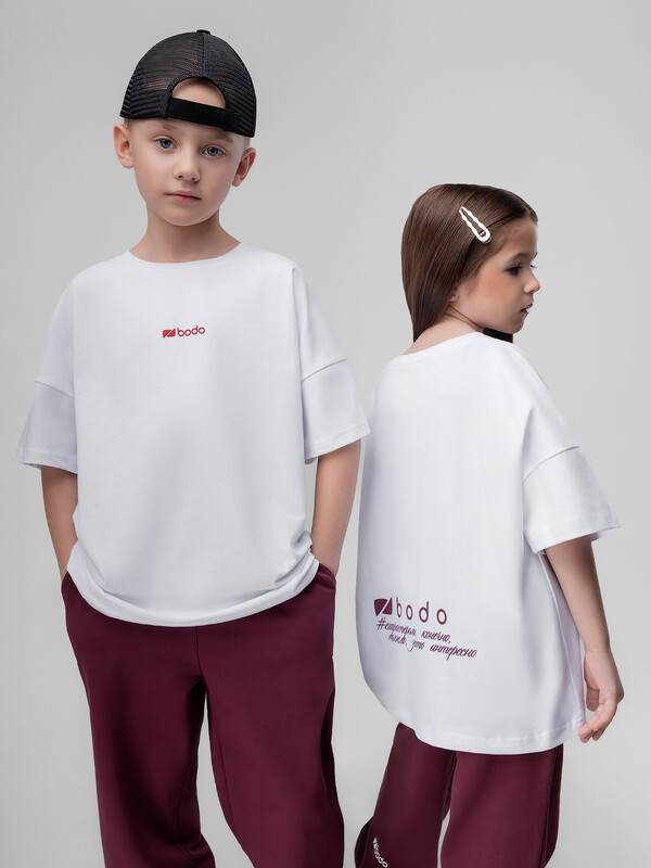 Футболка "С характером, конечно..."