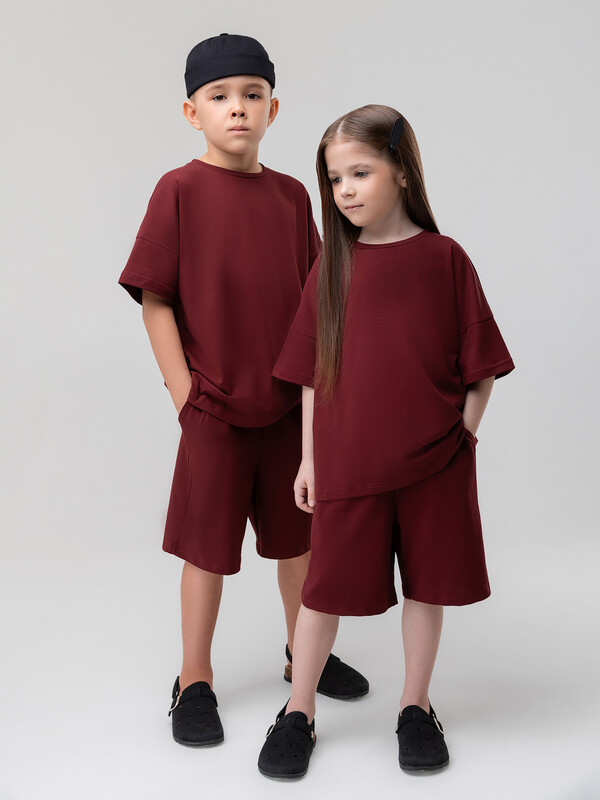 Костюм однотонный с шортами