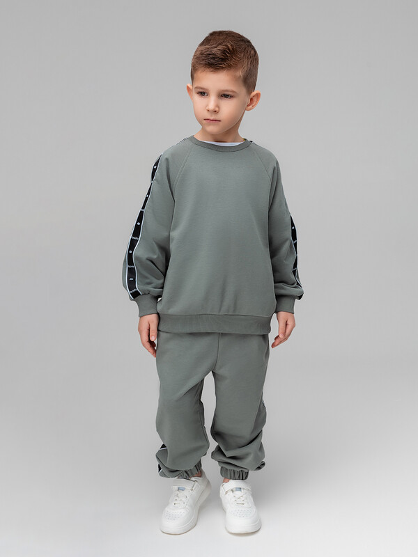 Костюм со свитшотом с брендированной лентой