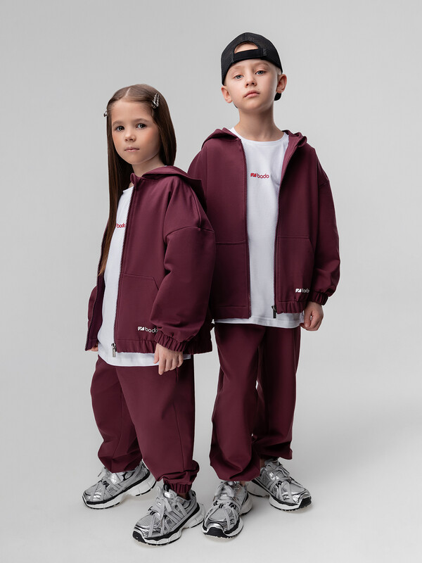 Костюм с толстовкой на молнии