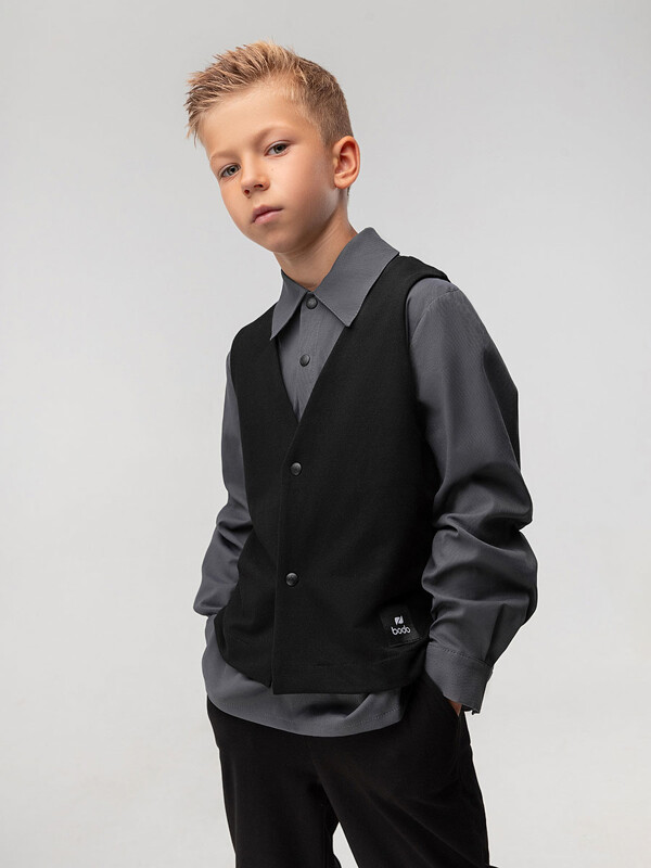 Жилет на кнопках