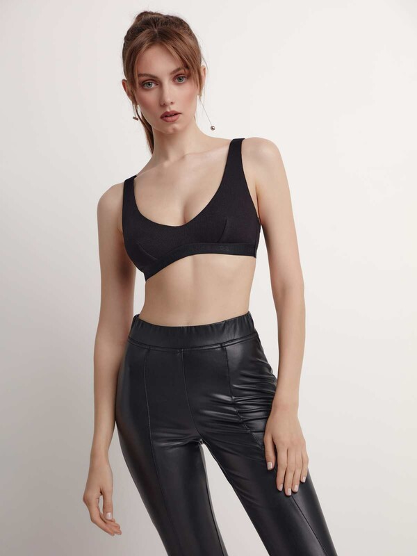 Бюстье CONTE TIE DYE RIB LBE 2208 Бюстье в рубчик с V-образной линией декольте