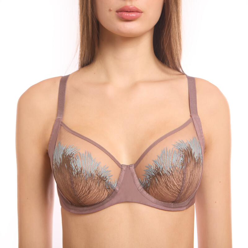 БЮСТГАЛЬТЕР Левада