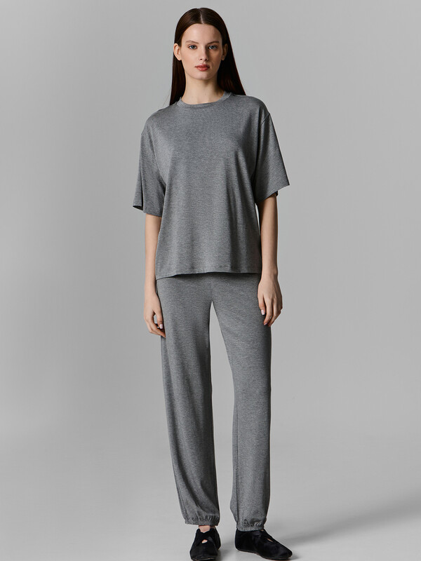 КОМПЛЕКТ ЖЕНСКИЙ (ДЖЕМПЕР, БРЮКИ) 192022