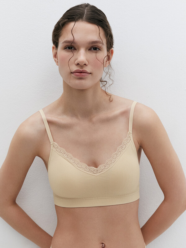 Топы бесшовные Топы бесшовные Mi 1011S French Chic Майка "Топ" (топ на тонких бретелях с вкладышами)