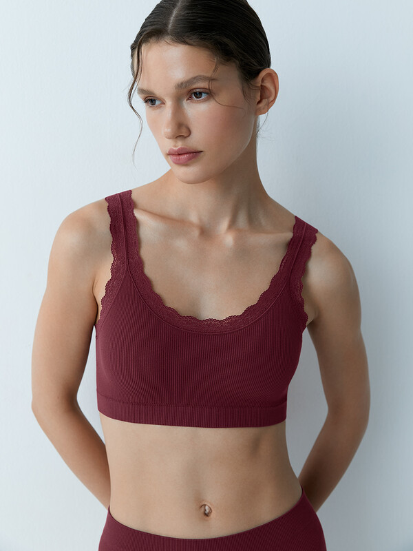 Топы бесшовные Топы бесшовные Mi 1121S French Chic Майка "Топ" (кроп-топ на широких бретелях с вклад