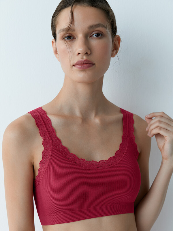 Топы бесшовные Топы бесшовные Mi 1121S French Chic Майка "Топ" (кроп-топ на широких бретелях с вклад