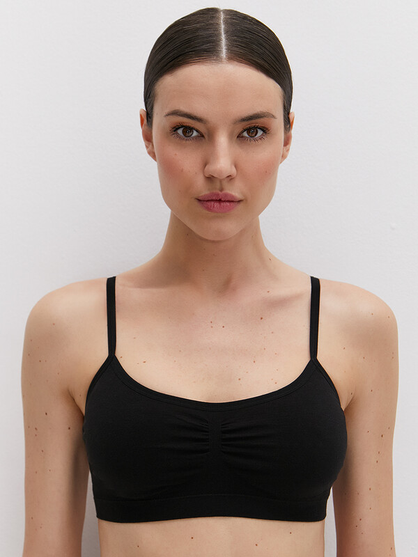 Топы бесшовные Топы бесшовные OmD 1111S Cotton Майка "Toп" женская (кроп-топ на тонких бретелях с вк