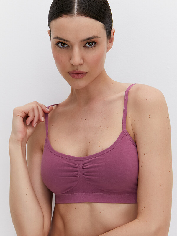 Топы бесшовные Топы бесшовные OmD 1111S Cotton Майка "Toп" женская (кроп-топ на тонких бретелях с вк