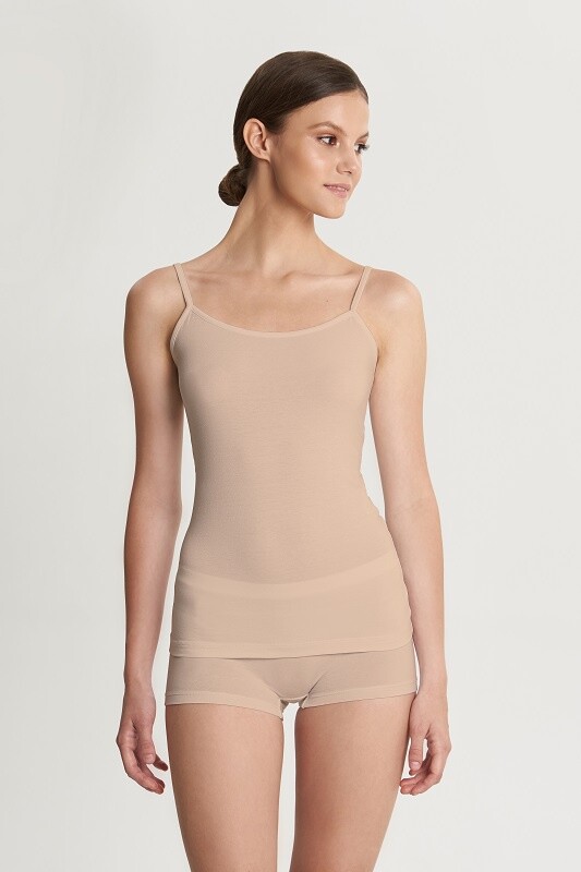 Топ:жен. МОДЕЛЬ 1