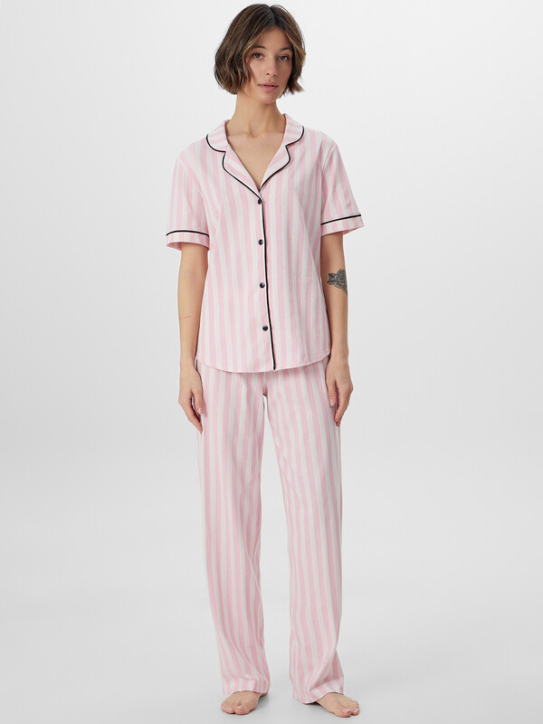 КОСТЮМ ЖЕНСКИЙ (ЖАКЕТ, БРЮКИ) 592523-1