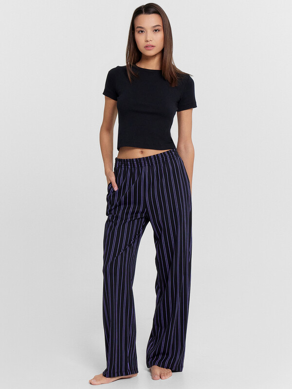 КОМПЛЕКТ ЖЕНСКИЙ (ФУТБОЛКА, БРЮКИ) 592588