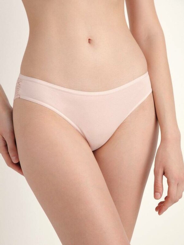 Трусы женские CONTE PERFORMANCE LBR 1517 Трусы «бразилиана» из хлопка и кружева