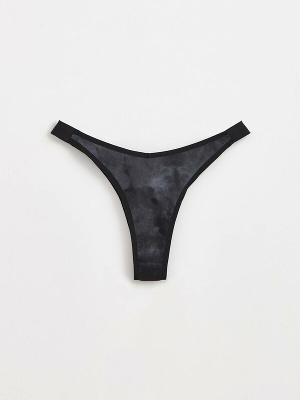 Трусы женские CONTE TIE DYE RIB LBR 1916 Трусы «бразилиана» с V-образной линией талии