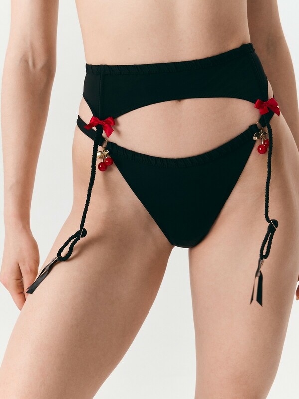Трусы в наборе с поясом для чулок Bless