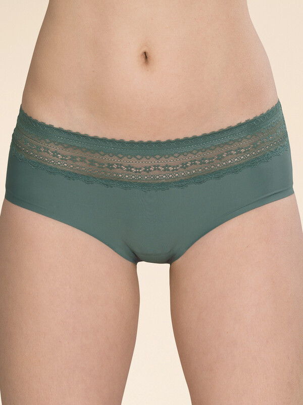 Трусы женские