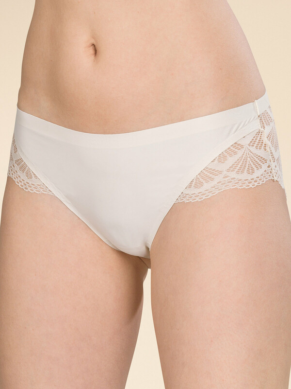 Трусы женские