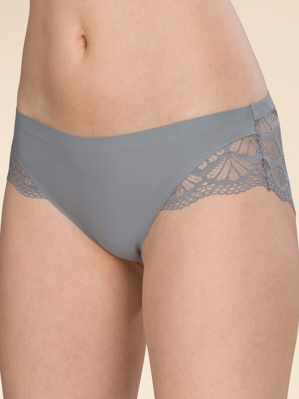 Трусы женские