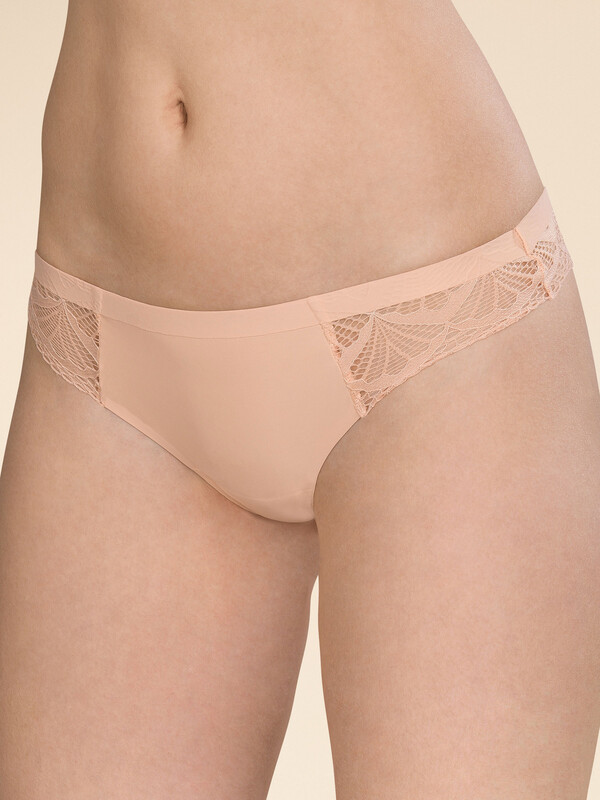 Трусы женские