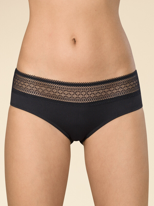 Трусы женские