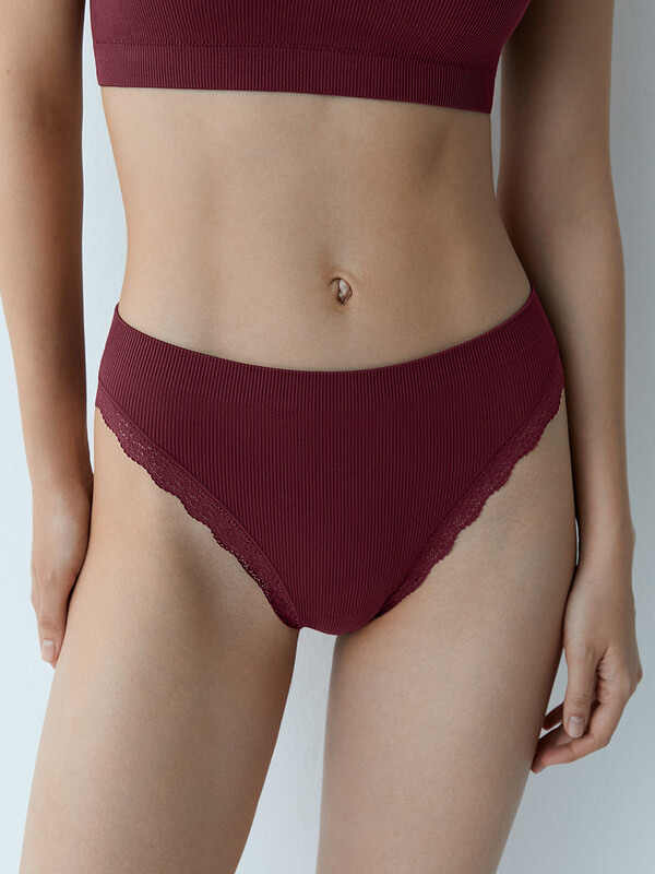 Слипы-альте бесшовные Слипы-альте бесшовные Mi 2241S French Chic Slip Alto, PA