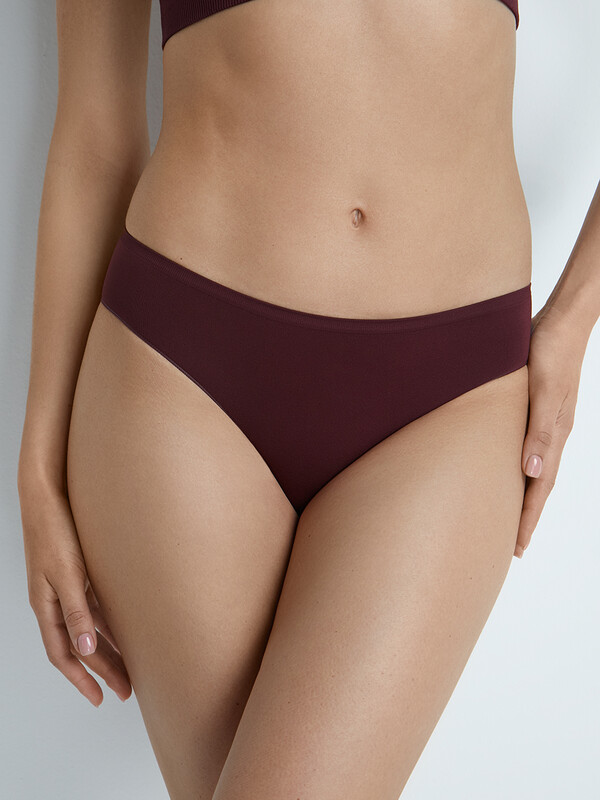 Слипы бесшовные Слипы бесшовные OmS221 Slip, PA