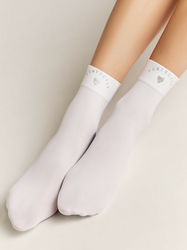 Полиамидные CONTE FANTASY Матовые носки с сияющей термоаппликацией Perfectly