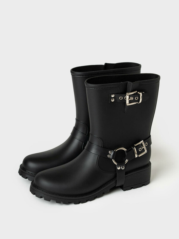 Сапоги женские