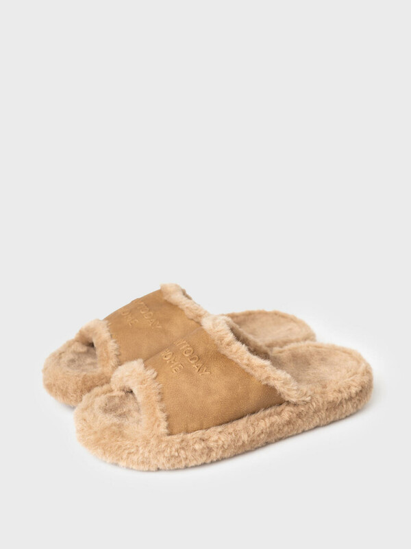 Тапочки женские