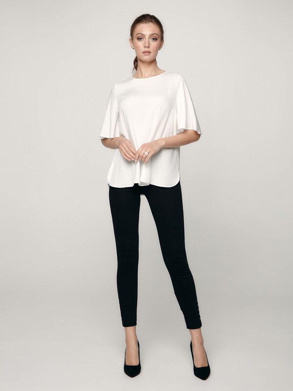 Блузы CONTE LBL 1174 Блузка расклешенного силуэта из вискозы премиального качества