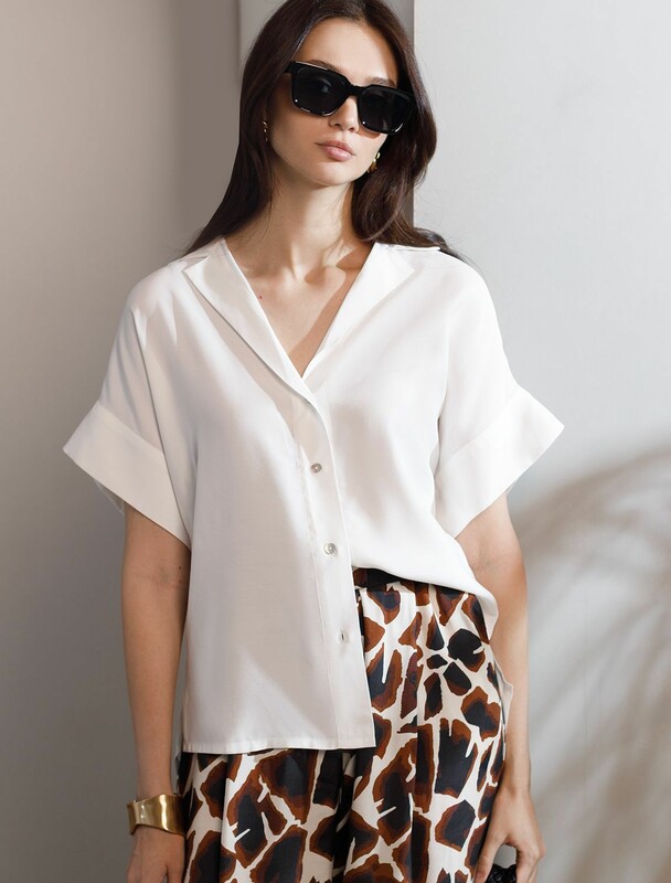 Блузка с коротким рукавом из вискозы с лиоцеллом