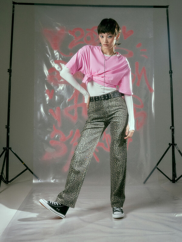 БРЮКИ ЖЕНСКИЕ ДЖИНСОВЫЕ 2025-1DTW101m