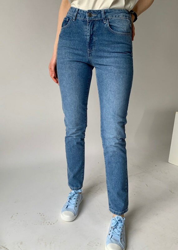 Джинсы женские