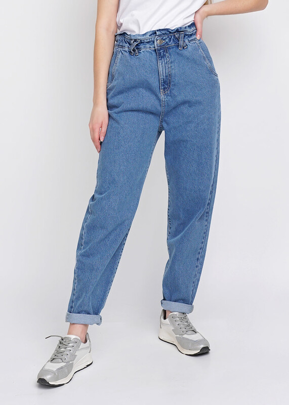 Джинсы женские