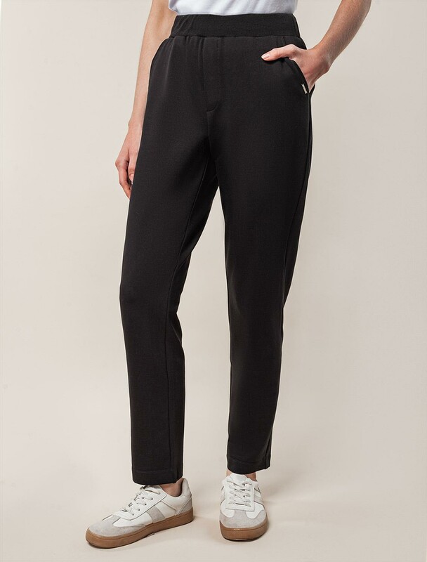 Брюки из премиального хлопка с эластаном