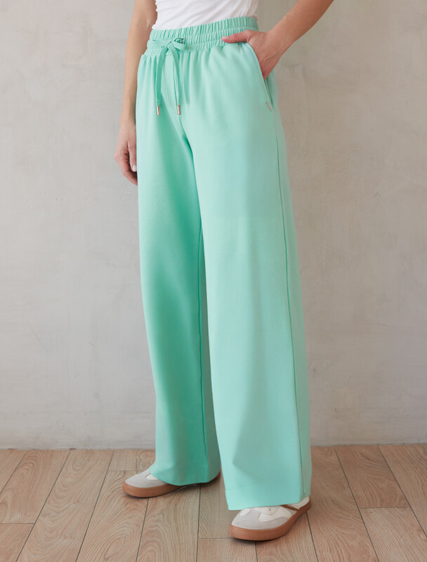 Прямые брюки из тонкого премиального футера с эластаном