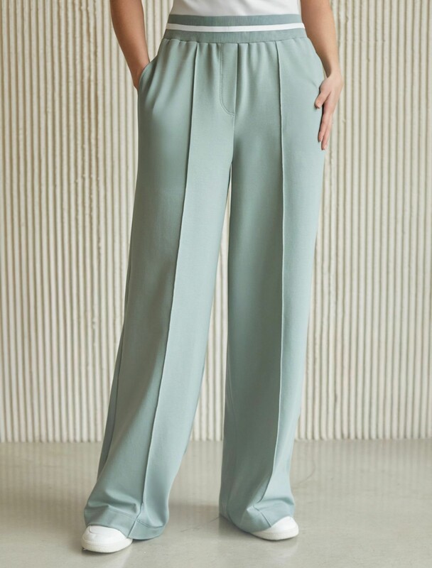 Брюки прямые со стрелками из премиального футера двухнитки с эластаном