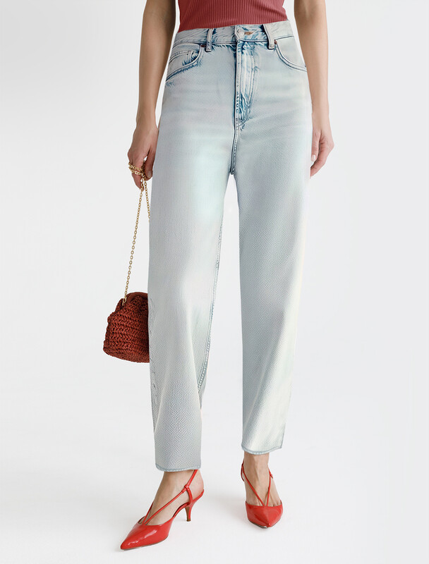 Джинсы mom-fit из эластичного денима