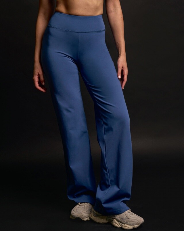 Брюки спортивные:жен. МОДЕЛЬ1