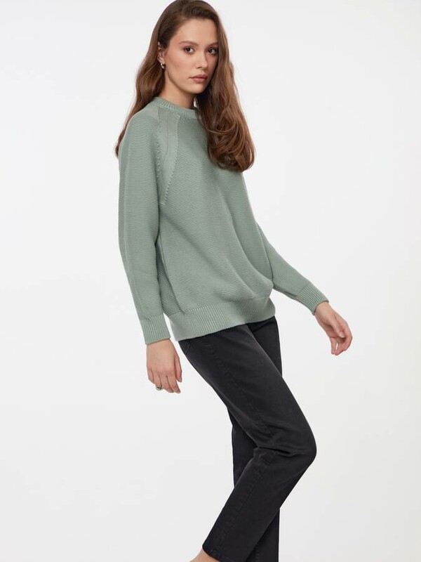 Вязаные джемперы CONTE Фактурный джемпер с объемными рукавами-реглан LDK 216