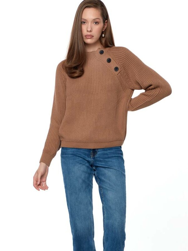 Вязаные джемперы CONTE LDK 219 Джемпер с планкой на пуговицах