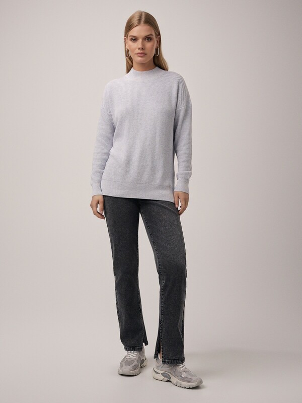 Вязаные джемперы CONTE Джемпер прямого силуэта с невысокими разрезами по бокам LDK 2388