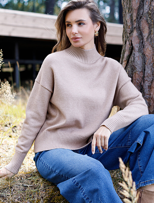 Джемпер из пряжи с кашемиром